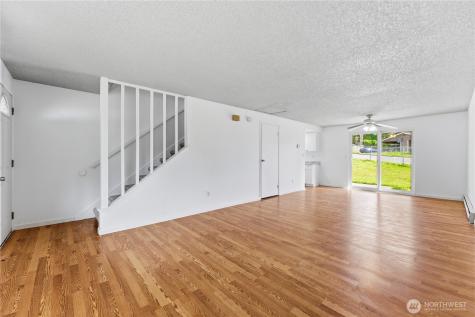302 Bedrock Drive Everett WA 98203