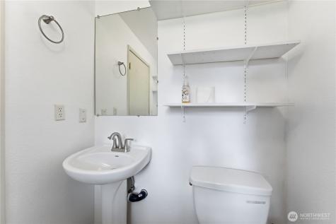 302 Bedrock Drive Everett WA 98203