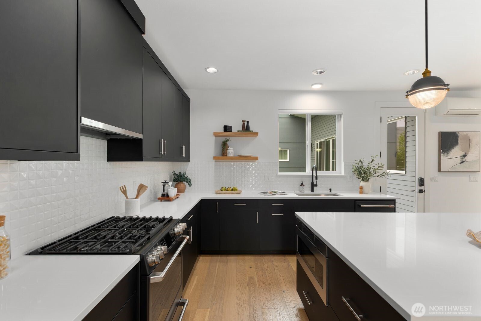 6233 Carleton Avenue S Seattle WA 98108