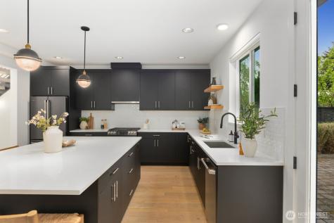 6233 Carleton Avenue S Seattle WA 98108