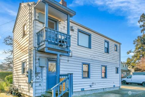 2515 Belvidere Avenue SW Seattle WA 98126