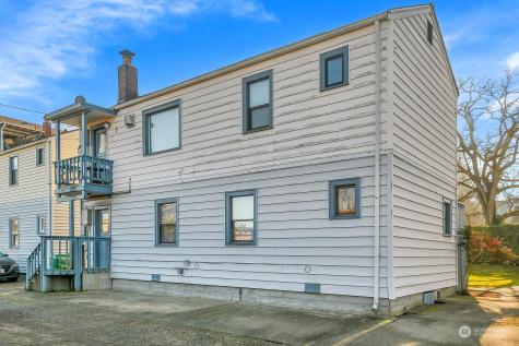 2515 Belvidere Avenue SW Seattle WA 98126