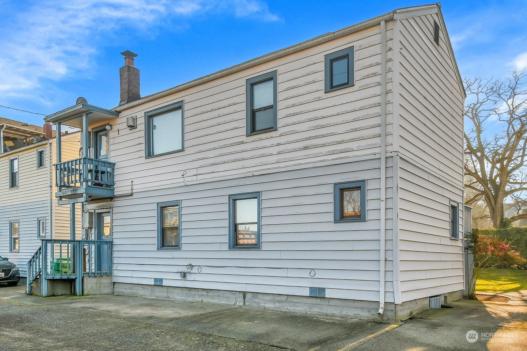 2515 Belvidere Avenue SW Seattle WA 98126