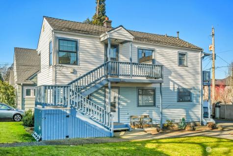 2515 Belvidere Avenue SW Seattle WA 98126