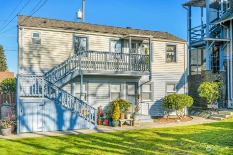 2515 Belvidere Avenue SW Seattle WA 98126