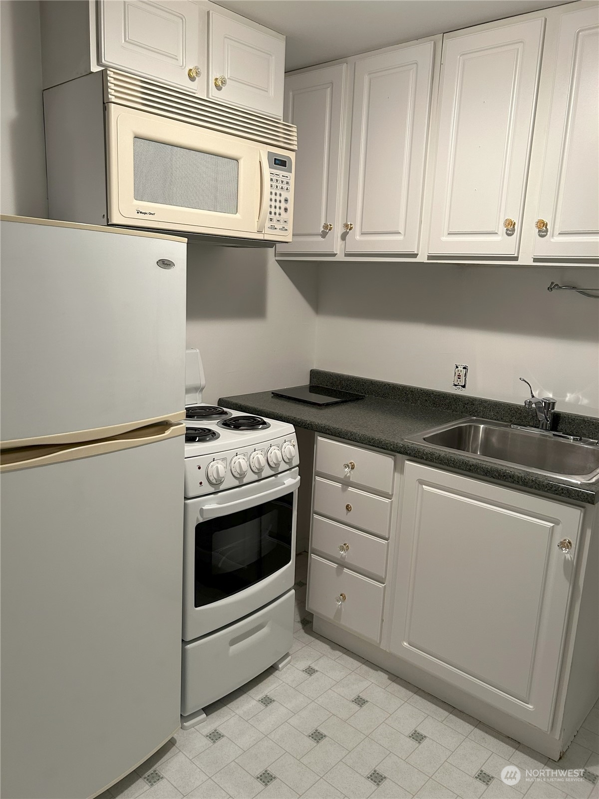 2515 Belvidere Avenue SW Seattle WA 98126
