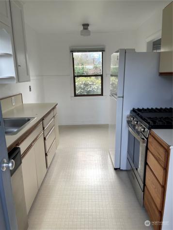 2515 Belvidere Avenue SW Seattle WA 98126