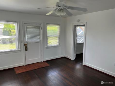 2515 Belvidere Avenue SW Seattle WA 98126
