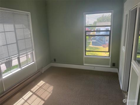 2515 Belvidere Avenue SW Seattle WA 98126