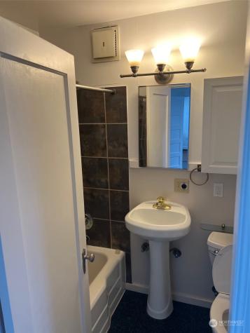 2515 Belvidere Avenue SW Seattle WA 98126