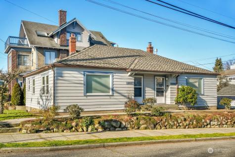 2515 Belvidere Avenue SW Seattle WA 98126