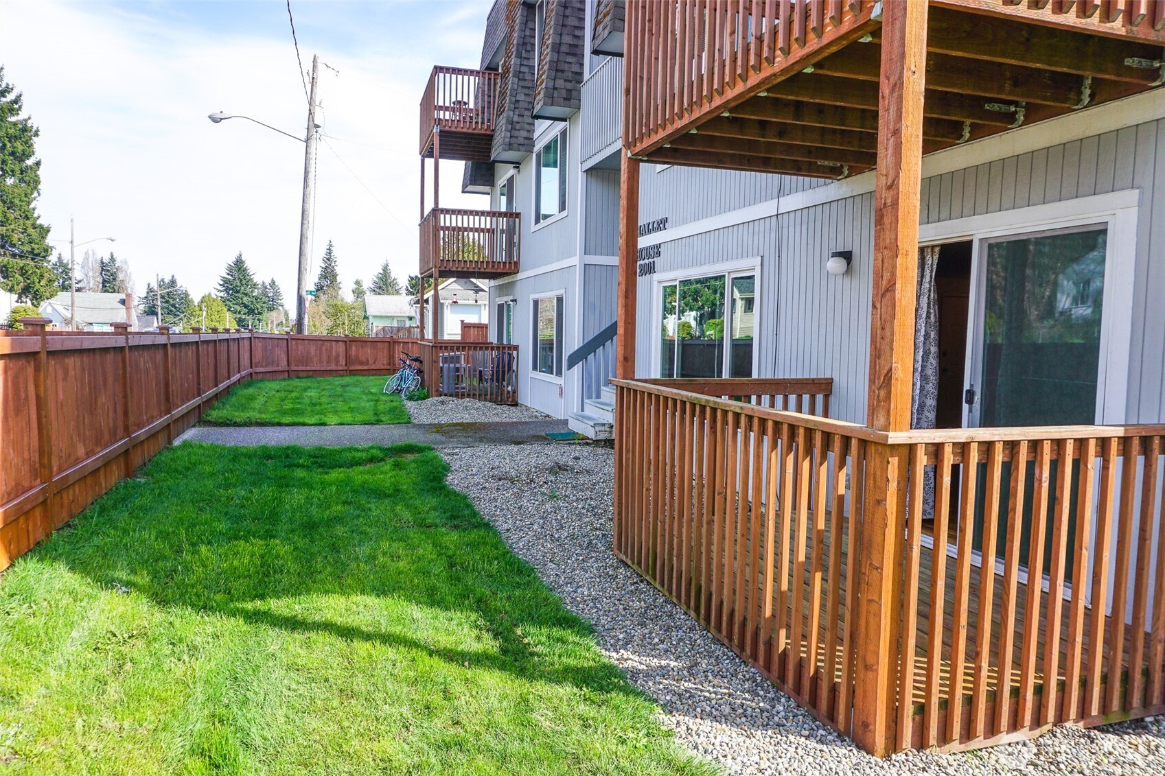 2001 11th Street Bremerton WA 98337