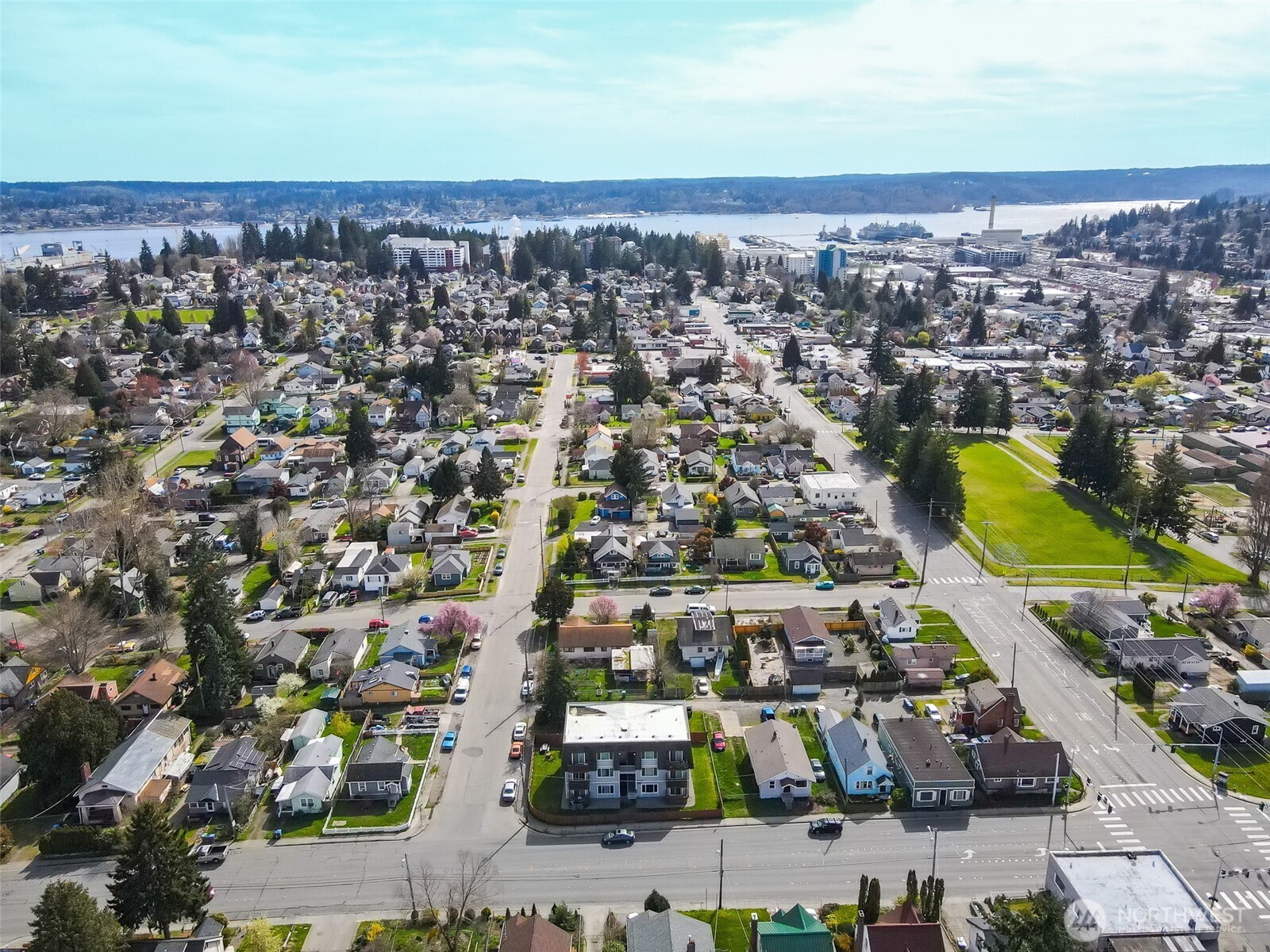 2001 11th Street Bremerton WA 98337