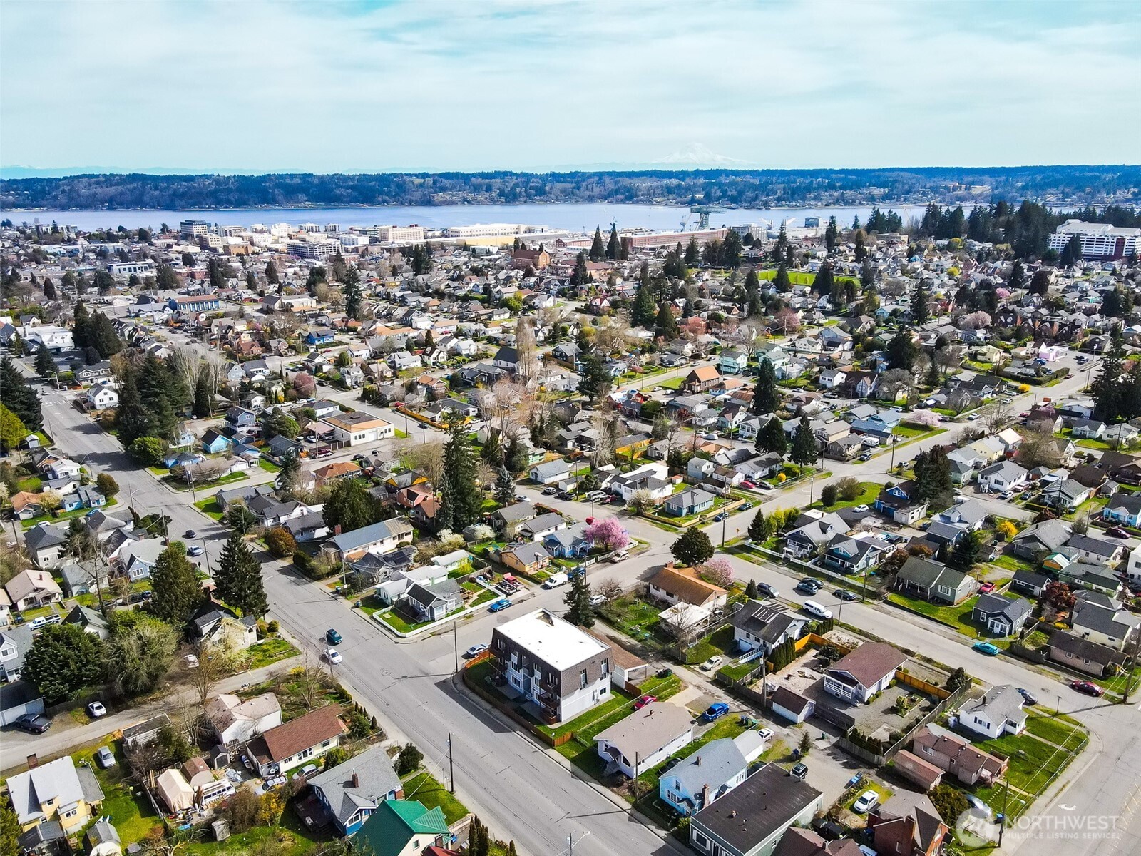 2001 11th Street Bremerton WA 98337