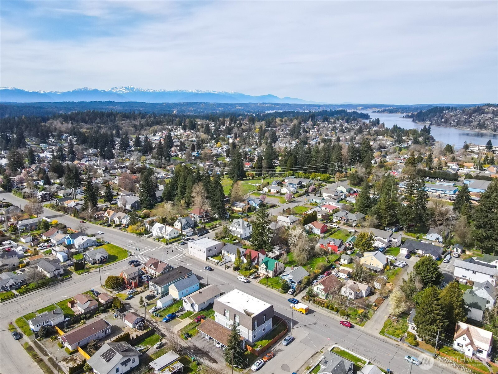 2001 11th Street Bremerton WA 98337