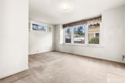 1014 1014 1/2 So. Lawrence Street Tacoma WA 98405