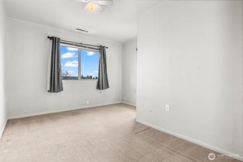 1014 1014 1/2 So. Lawrence Street Tacoma WA 98405