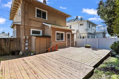 1014 1014 1/2 So. Lawrence Street Tacoma WA 98405