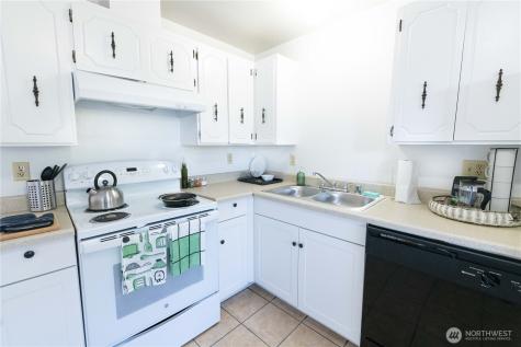 6909 S Madison Tacoma WA 98409