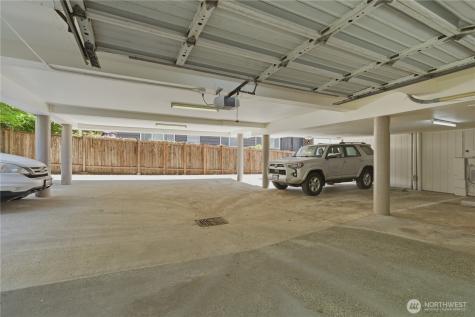 802 N 43rd Street Seattle WA 98103