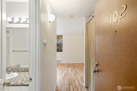 802 N 43rd Street Seattle WA 98103