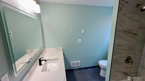 9040 17th Avenue SW Seattle WA 98106