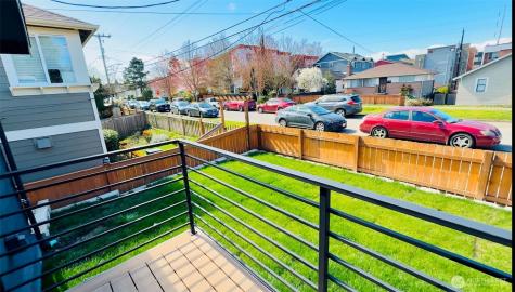 9040 17th Avenue SW Seattle WA 98106