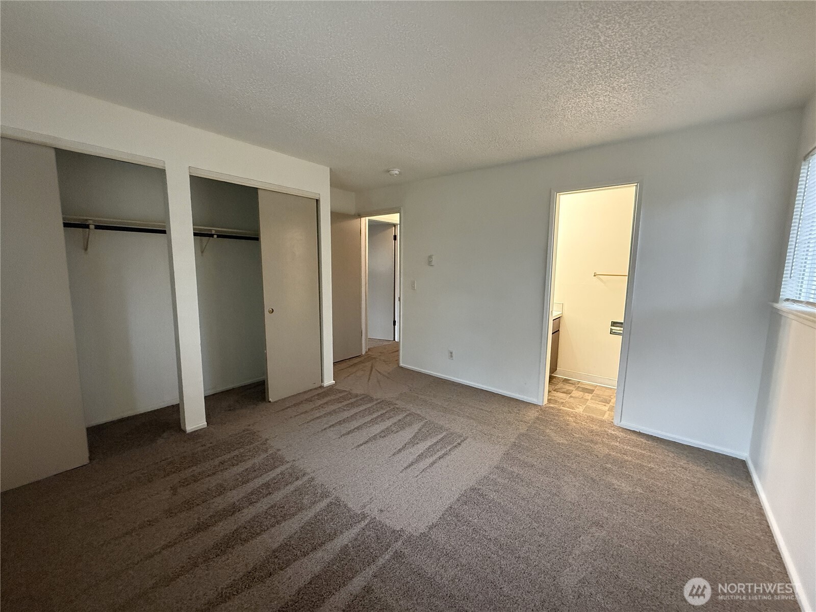 555 Sunset Avenue NE Ocean Shores WA 98569