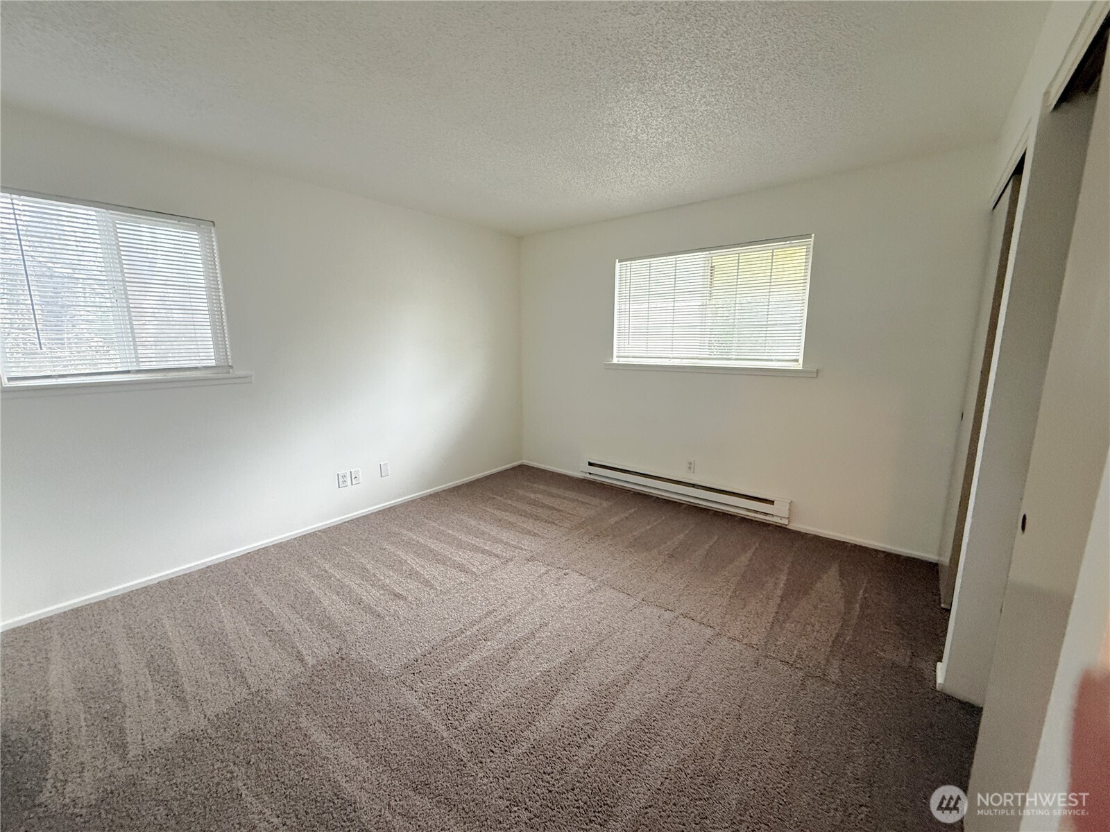 555 Sunset Avenue NE Ocean Shores WA 98569