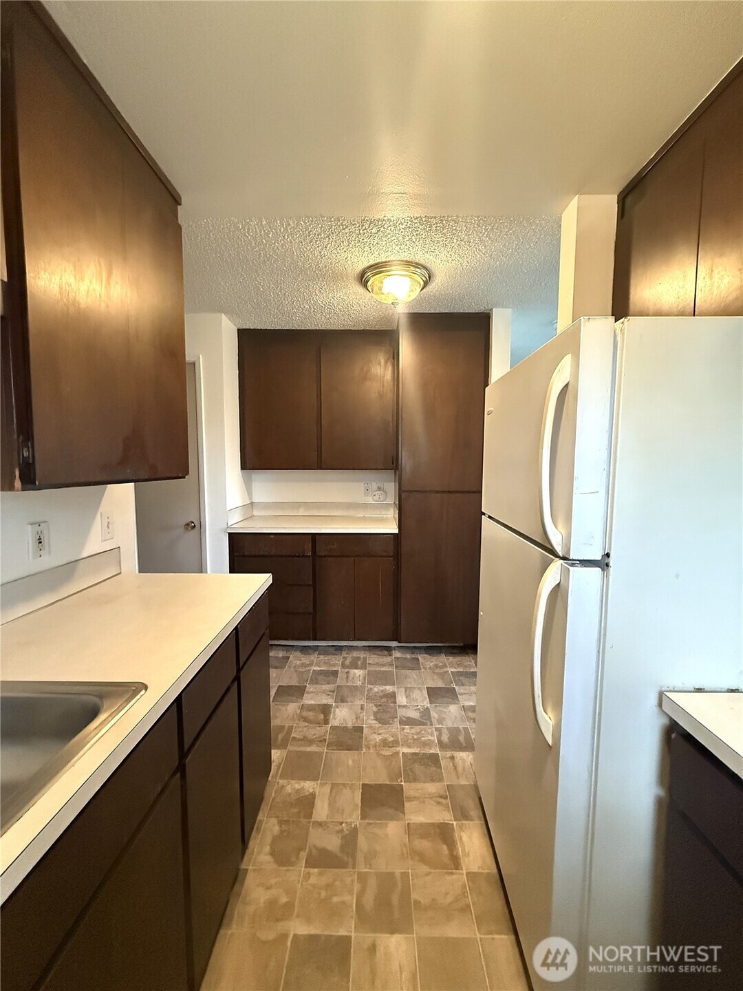 555 Sunset Avenue NE Ocean Shores WA 98569
