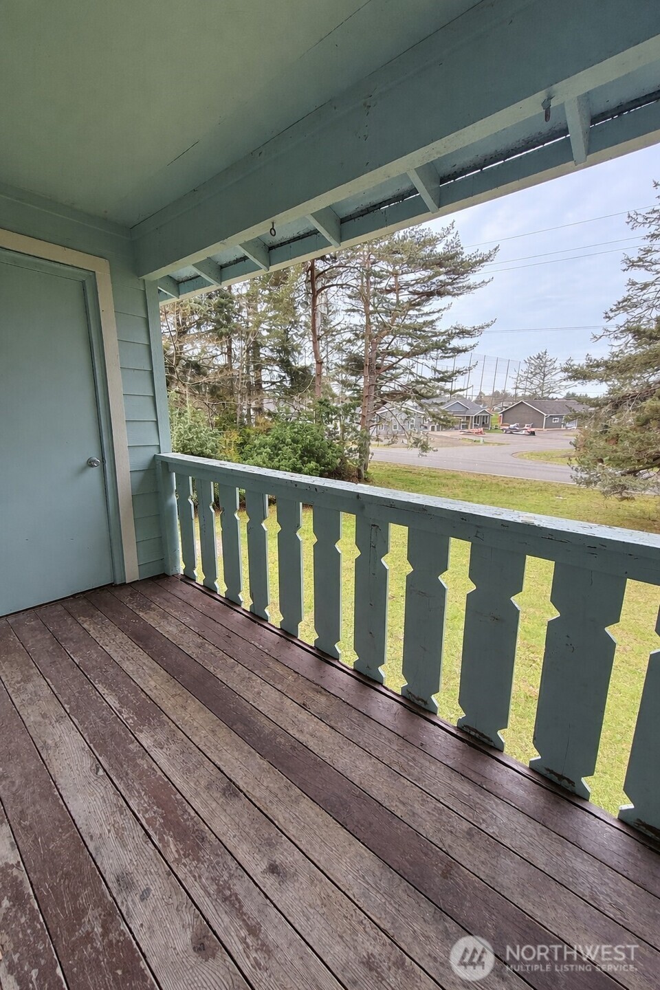 555 Sunset Avenue NE Ocean Shores WA 98569