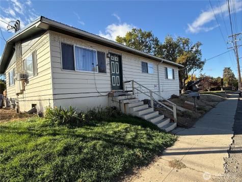 304 W 6th Ellensburg WA 98926