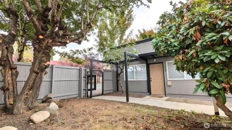 8805 14th Avenue S Seattle WA 98108