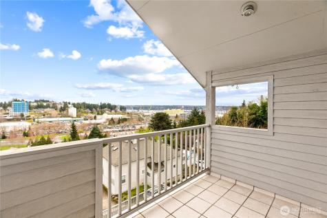 112 S Lafayette Avenue Bremerton WA 98312