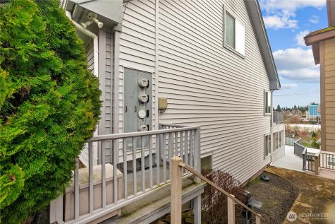 112 S Lafayette Avenue Bremerton WA 98312