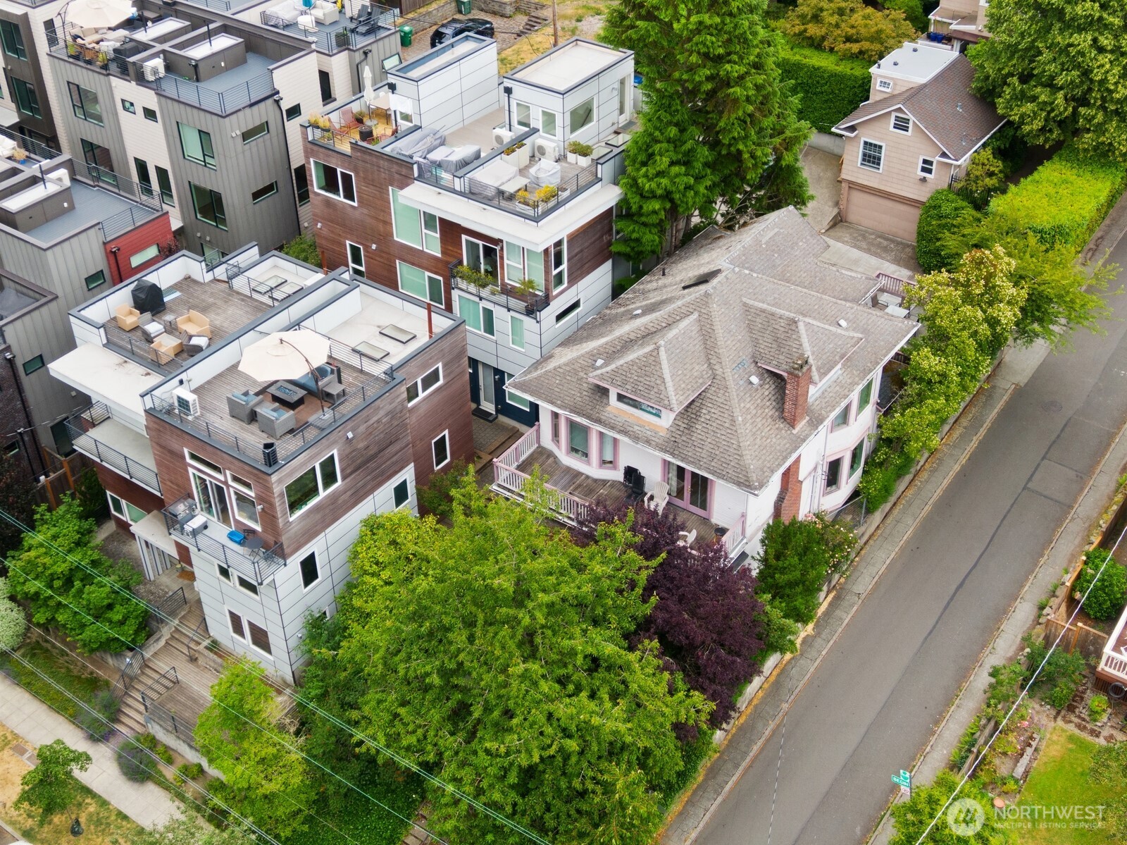 702 11th Avenue E Seattle WA 98102