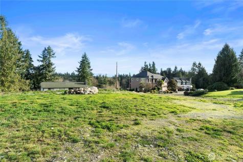 7415 100th Street E Puyallup WA 98373
