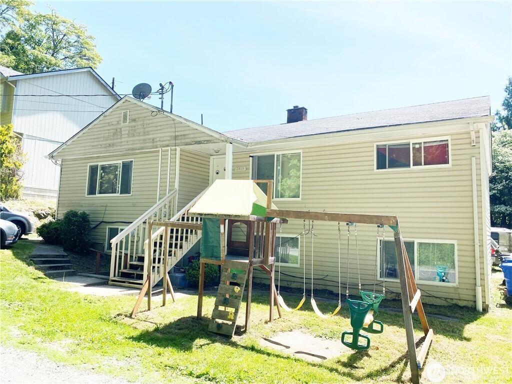 2413 SW Graham Street Seattle WA 98106