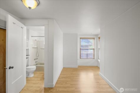 5833 Woodlawn Avenue N Seattle WA 98103