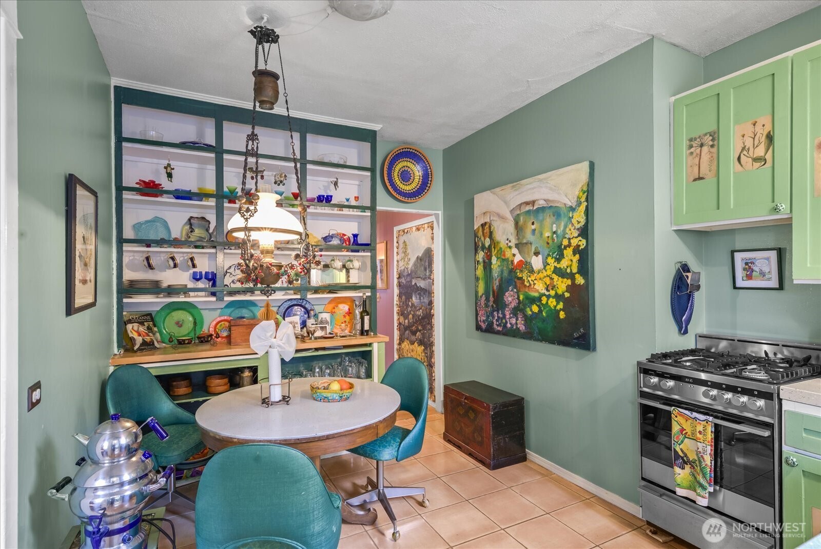 5833 Woodlawn Avenue N Seattle WA 98103