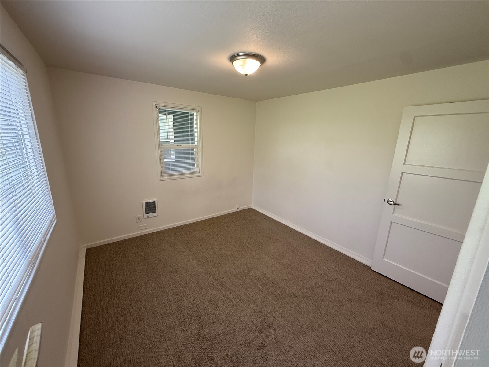 8755 Shore Place NW Silverdale WA 98383