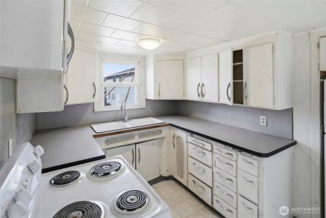 1817 34th Street Everett WA 98201