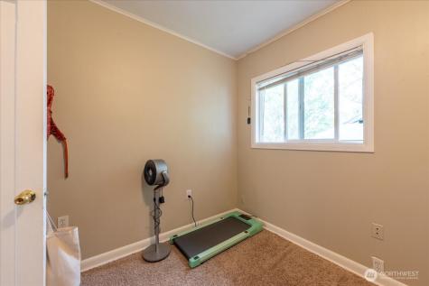7945 9th Avenue SW Seattle WA 98106