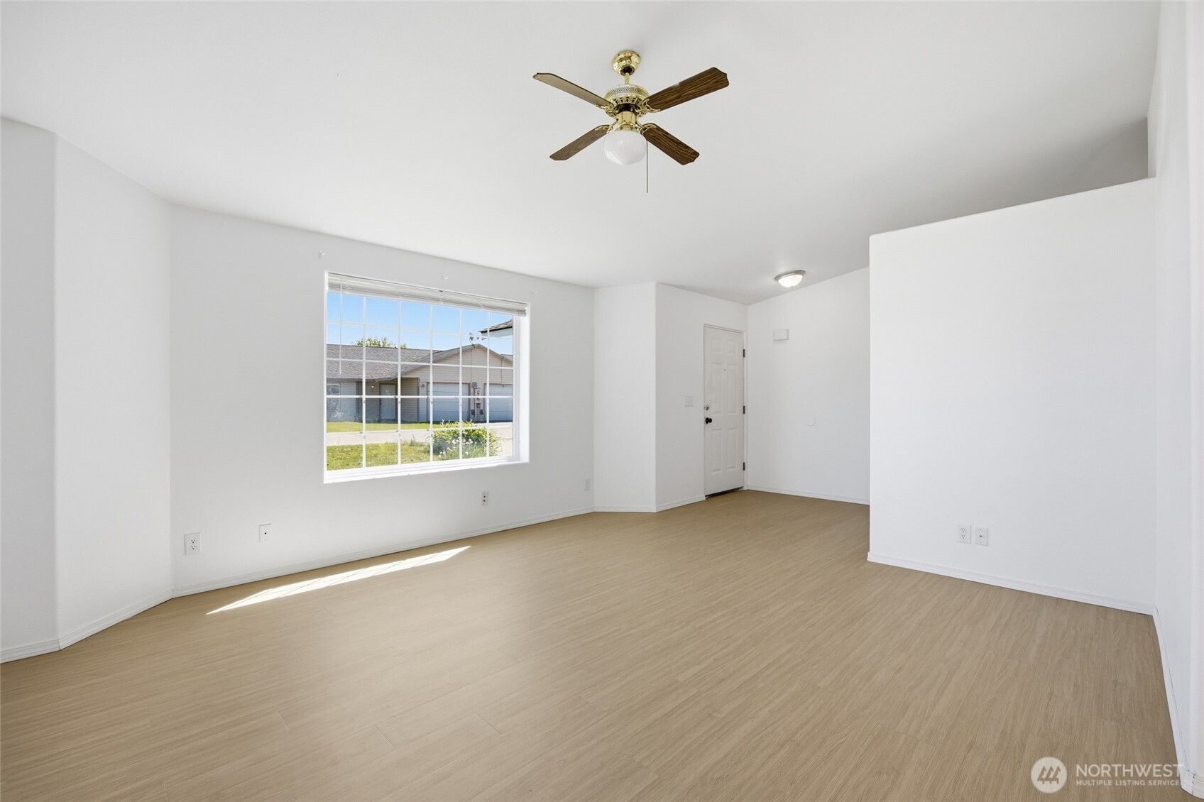 931 Hill Avenue Moses Lake WA 98837