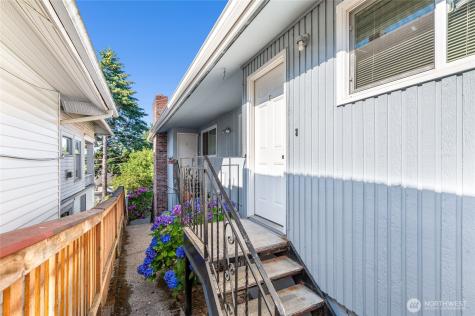 633 W Emerson Street Seattle WA 98119