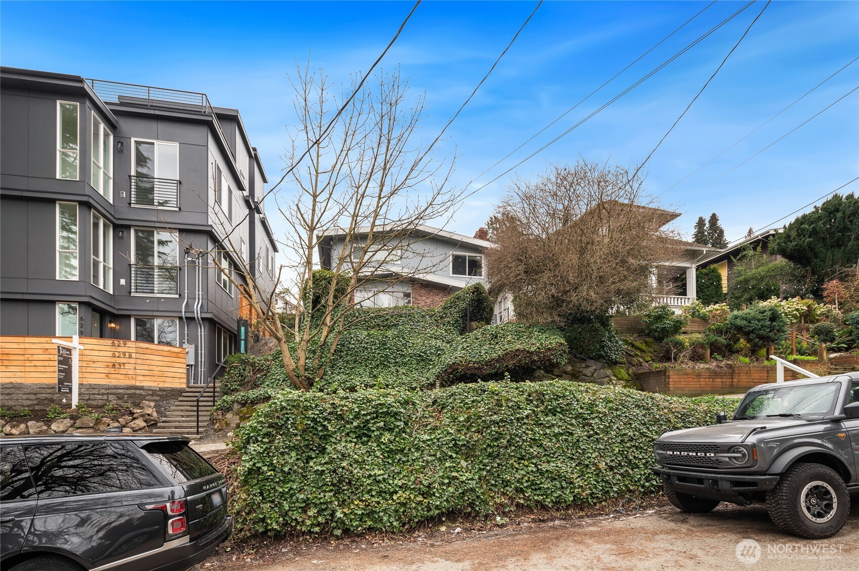 633 W Emerson Street Seattle WA 98119