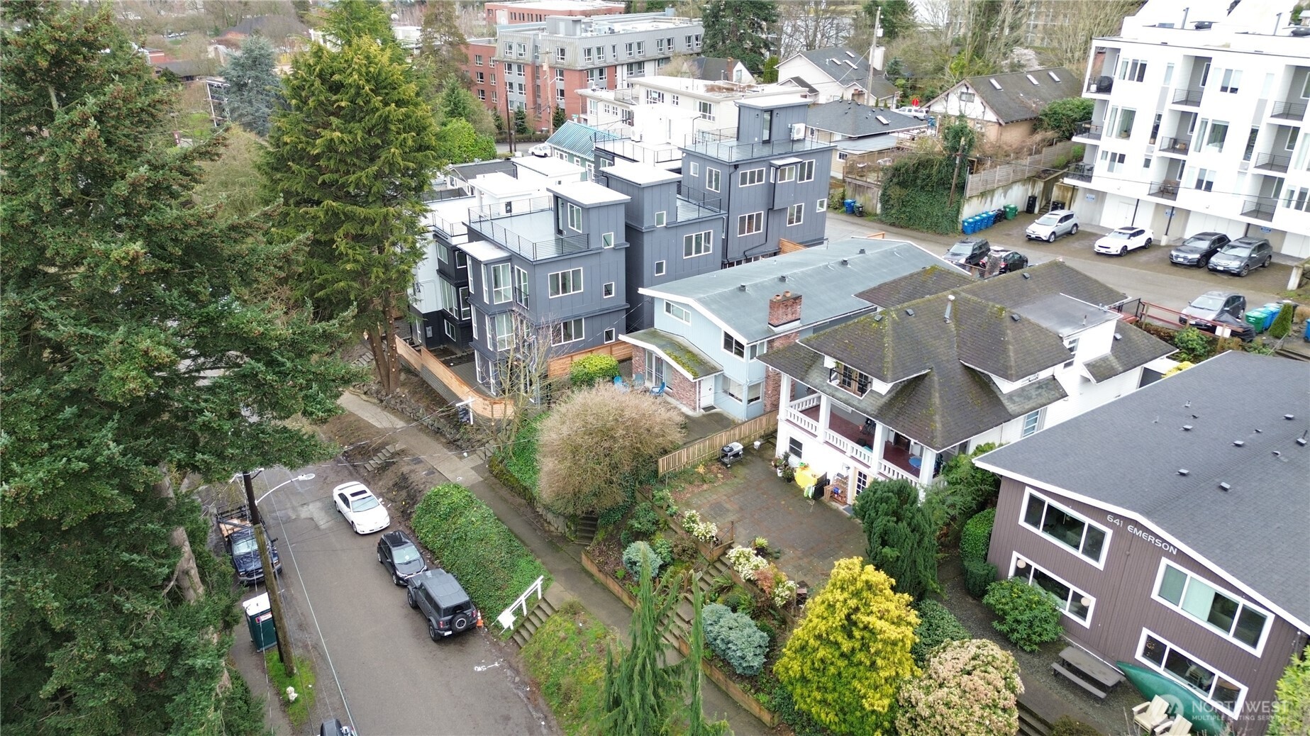 633 W Emerson Street Seattle WA 98119