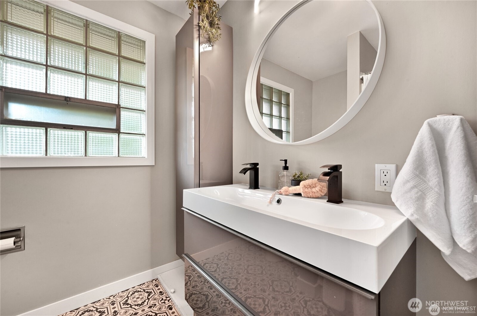 151 Bay Lyn Drive Lynden WA 98264