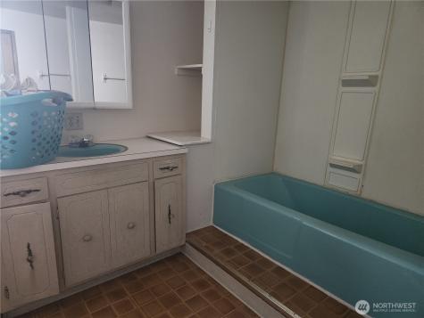 615 5th Street Oroville WA 98844