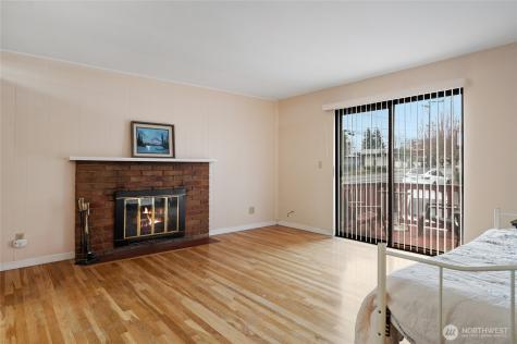 2014 SW 152nd Street Burien WA 98166